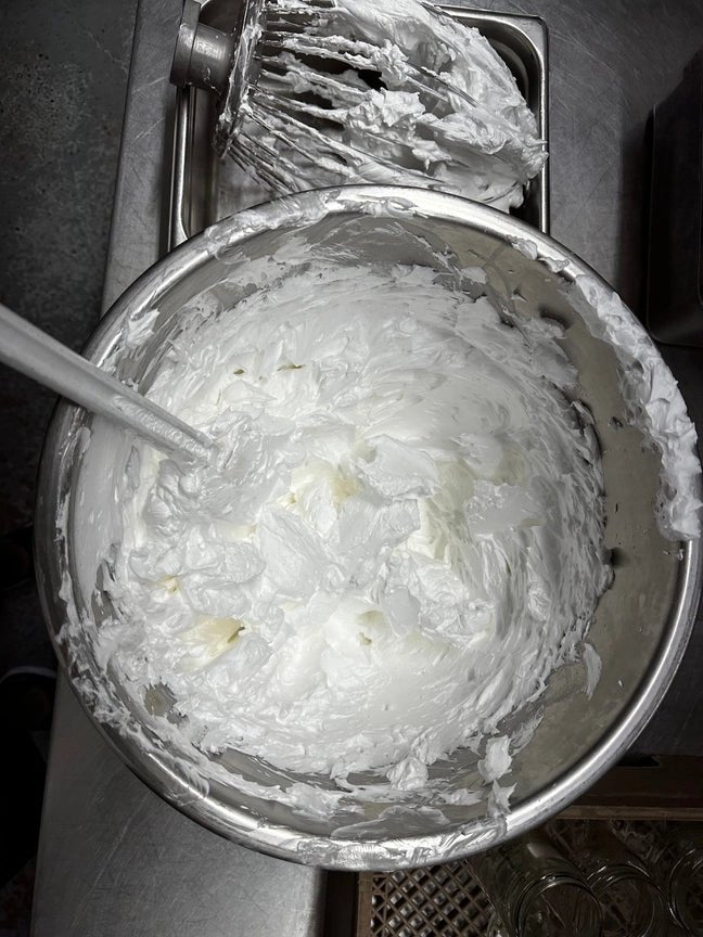 Vanilla Whipped Tallow - All Natural Grass Fed Beef Tallow Moisturizer - Wholistic Nutrition - Hair, Skin & Body Care - Lady May Tallow